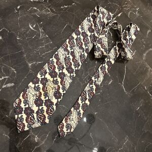 J.D. Christopher London New York Men's Neck Tie Silk 57” L 3.5" W